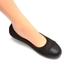 Damen Slipper Schwarz mit flacher Sohle – Seitenansicht